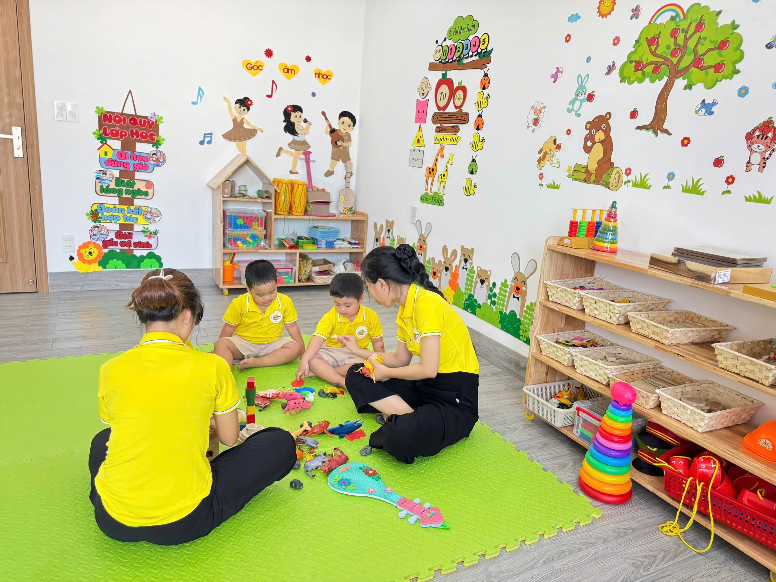 Trường Mầm non Nắng Vàng